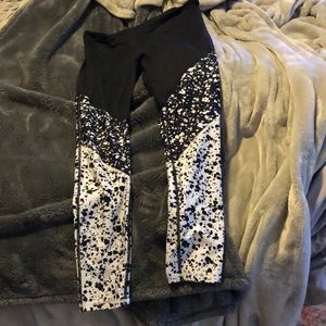 Printed Fabletics Leggings